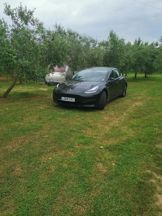 Camping Jacuzi Cottage In The Olive Grove Pula Croatie